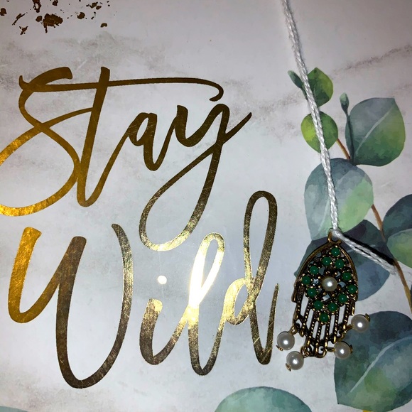 ๐งฟ2/$15๐งฟ Sarah Coventry Jade & Pearl Dreamcatcher Charm - Picture 1 of 13